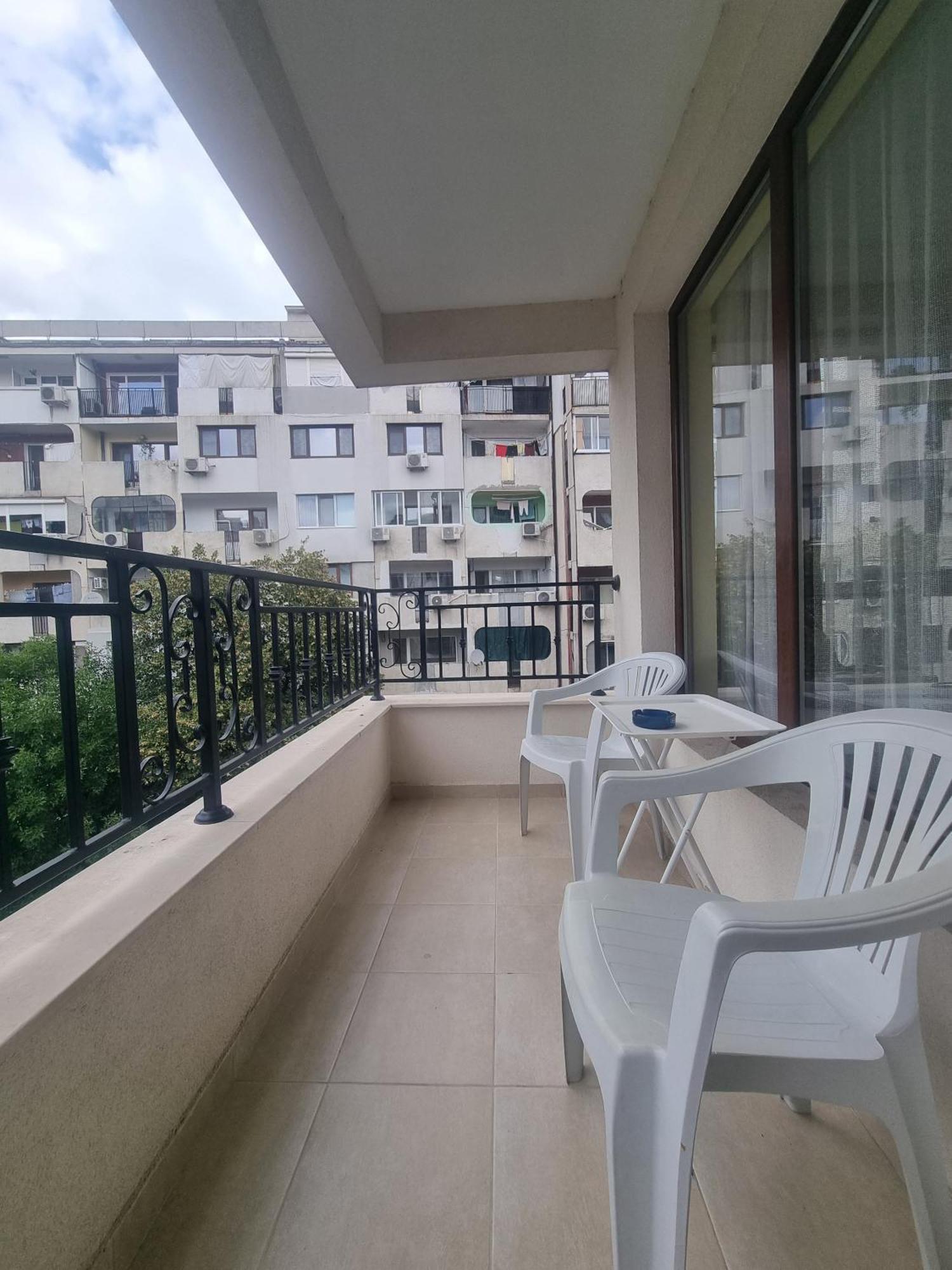 Apartment Natalia 2 Burgas Extérieur photo